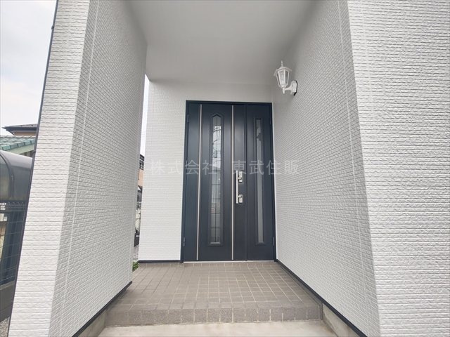 【構造・工法・仕様】 | 坂戸市にっさい花みず木 | 落ち着いた玄関です