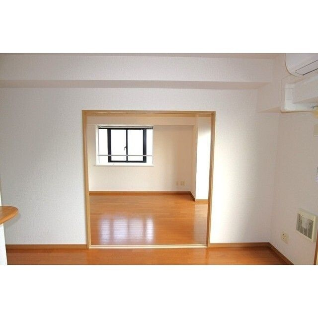 ルミエール大森の洋室