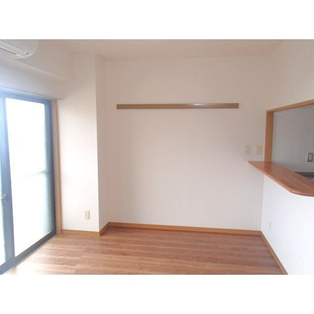 ルミエール大森の洋室