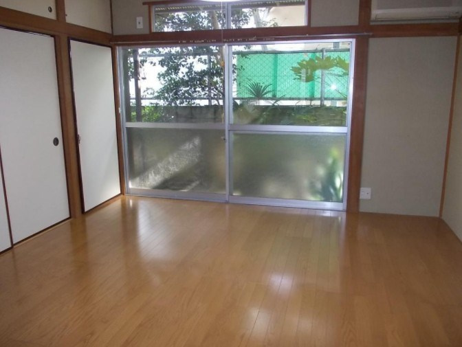 鈴木ハイツの寝室
