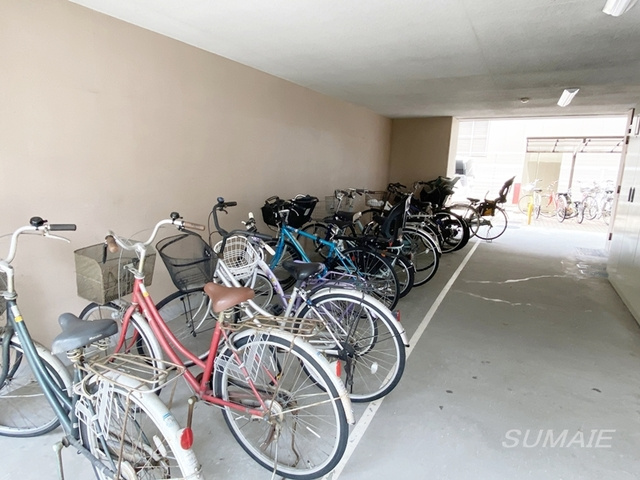 クレーテⅢ篠崎のその他共用部分|駐輪場です☆