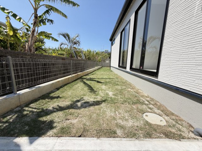 【庭】 | 金武町金武（全4棟）4号棟 | 4号棟　広々お庭付き♪