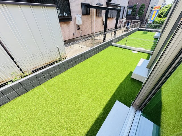 柏市藤心２丁目新築戸建の庭|南側庭スペース
