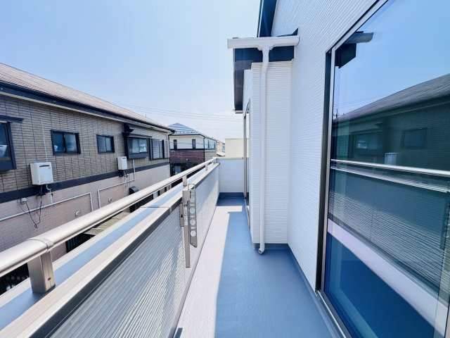 柏市藤心２丁目新築戸建のバルコニー|南向きワイドバルコニー・日当たり良好♪