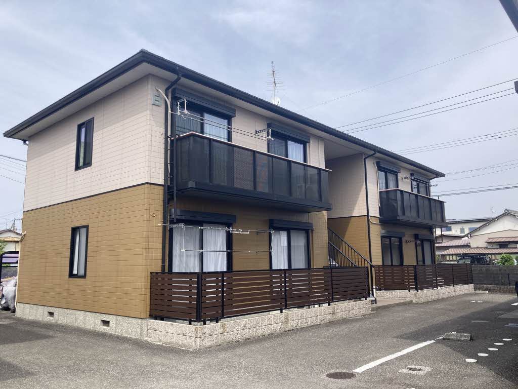 溝渕ハイツ B棟