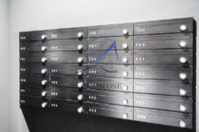 モンレーヴ御徒町のその他共用部分|集合ポストです。