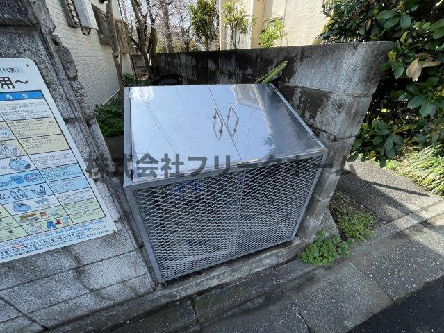 三鷹市上連雀１丁目のアパートのその他共用部分