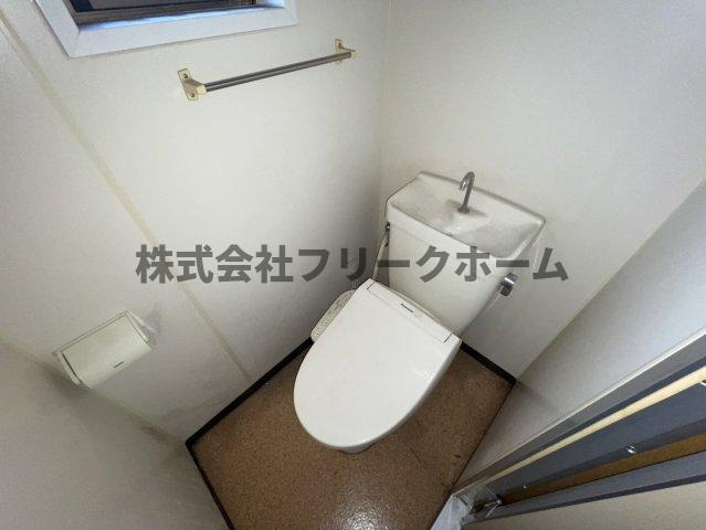 三鷹市上連雀１丁目のアパートのトイレ