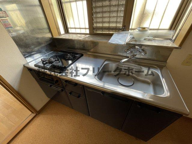 三鷹市上連雀１丁目のアパートのキッチン