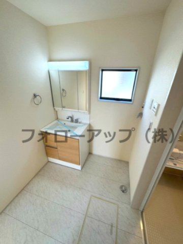 リーブルガーデン明石市貴崎4期の独立洗面台|独立洗面化粧台が付いています