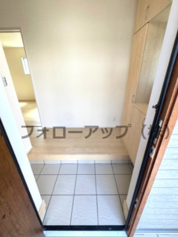 リーブルガーデン明石市貴崎4期の玄関|明るい玄関です