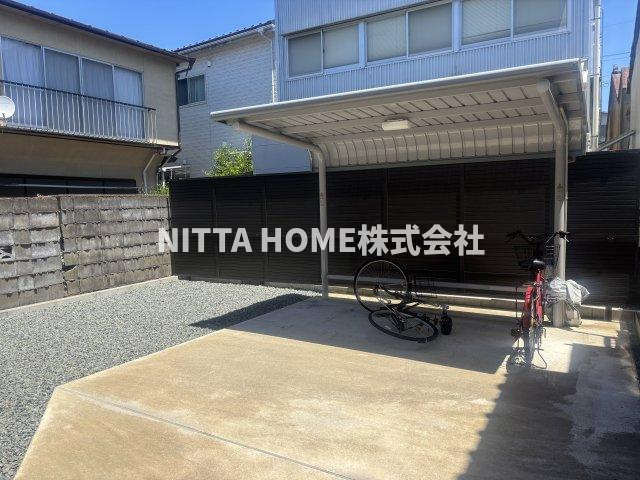 ファーストヒルのその他共用部分|敷地内駐車場になります＊