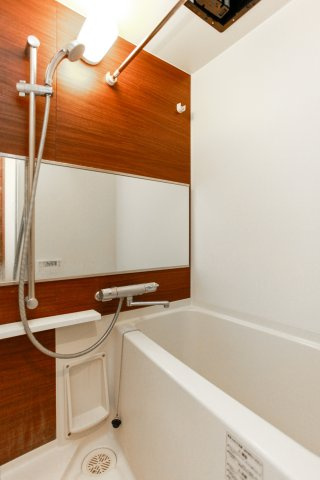 サヴォイ箱崎邸園　7階の浴室|別号室のものです。現状優先になります。
