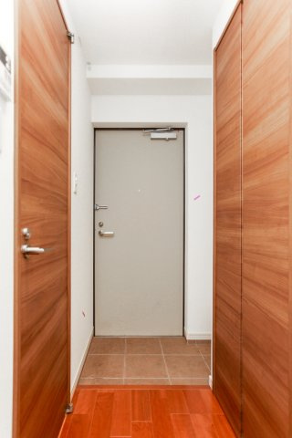サヴォイ箱崎邸園　7階の玄関|別号室のものです。現状優先になります。