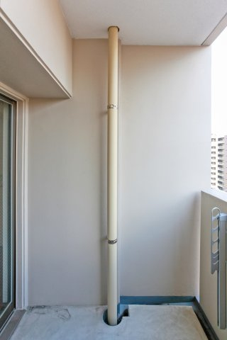 サヴォイ箱崎邸園　7階のバルコニー|別号室のものです。現状優先になります。