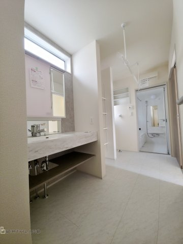 新築戸建・新築建売　伊勢崎市豊城町　殖蓮小学校・殖蓮中学校の独立洗面台