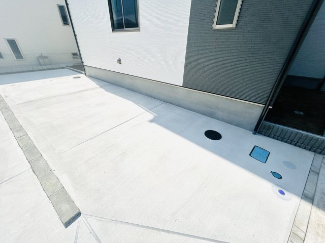 八千代市高津１１４０番の駐車場