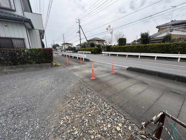 【前面道路含む現地写真】 | 熊谷市上根　売地　全1区画　
