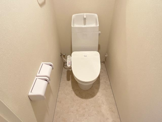 イルミエールヤヨイのトイレ|シャワー付トイレ