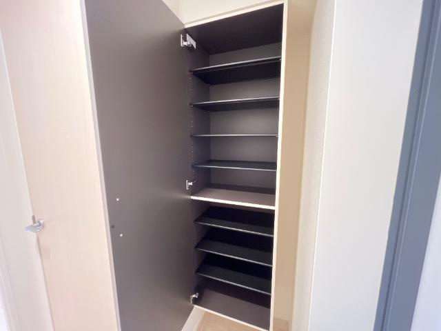 イルミエールヤヨイの収納|下駄箱