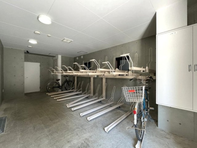 【その他共用部分】 | ＲＯＸＩＳ日暮里 | 駐輪場