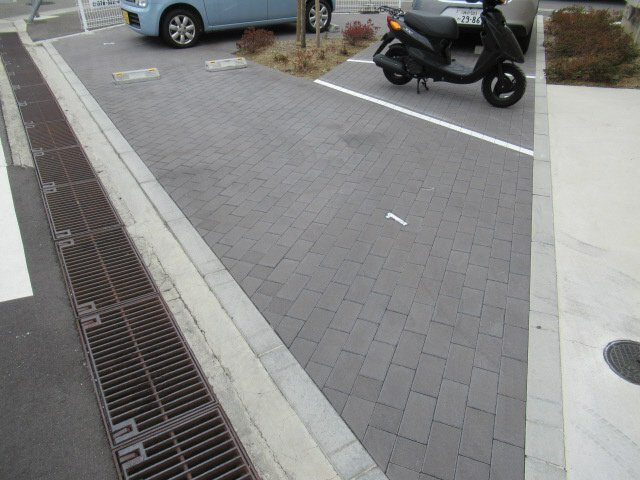 グルーブ五色山の駐車場