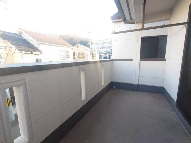 ◆リフォーム済み◆JR「同志社前」駅徒歩６分・近鉄「興戸」駅徒歩８分◆京田辺市興戸南鉾立のバルコニー|バルコニー