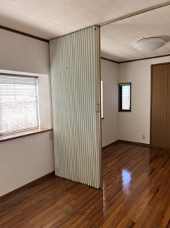 【洋室】 | 綾町　戸建（中古住宅）