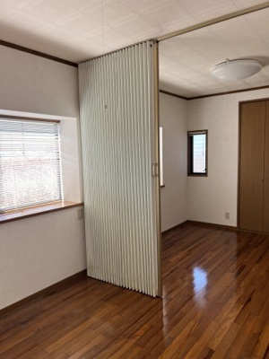 【洋室】 | 綾町　戸建（中古住宅）