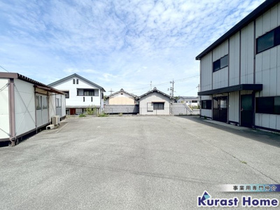 【駐車場】 | 香芝市畑貸倉庫