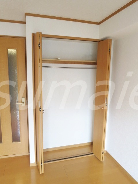 シャトーまつ喜１０２　の収納|クローゼット完備！