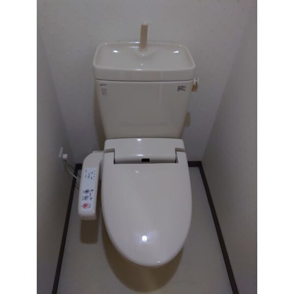 エステムコート難波Ⅱアレグリアのトイレ