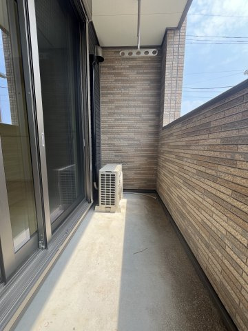 ＡＲＭＡＧＮＡＣ　Ｂのバルコニー