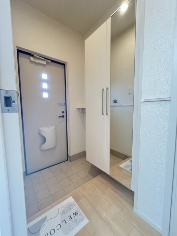 ＡＲＭＡＧＮＡＣ　Ｂの玄関