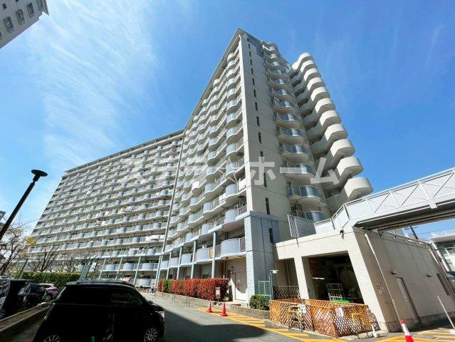 ファミールハイツ城東A棟の外観|おしゃれな外観です