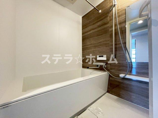 ファミールハイツ城東A棟の浴室|日々の疲れを癒すお風呂付です