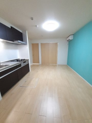 バルーム　１０の居間・リビング