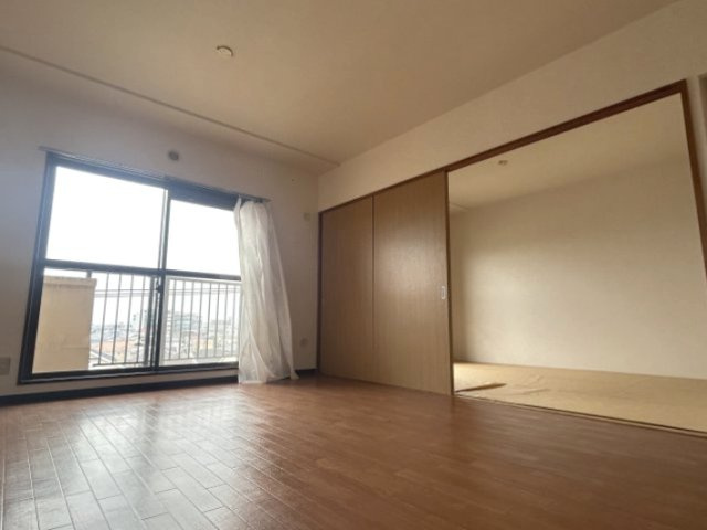 シャルム春日部の居間・リビング