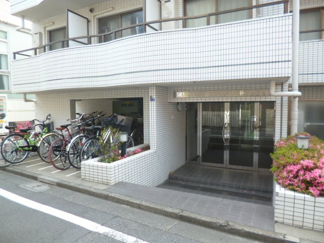スカイコート新宿落合第４のエントランス|エントランス
