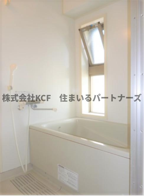 ロイヤルタワー花畑駅前の浴室|ゆったり過ごせるお風呂です