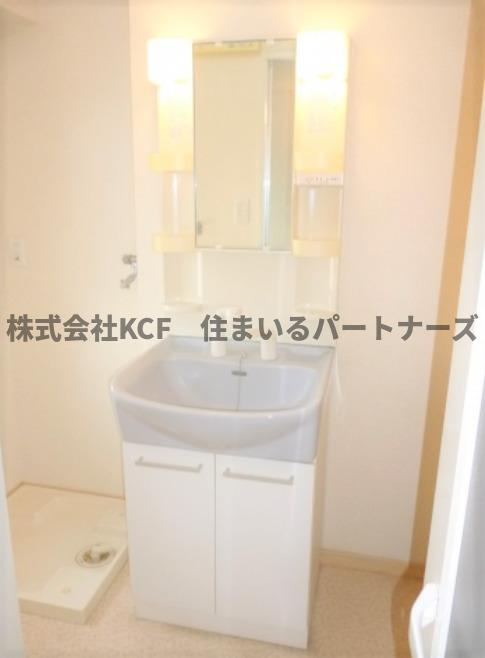 ロイヤルタワー花畑駅前の洗面所|洗面所です