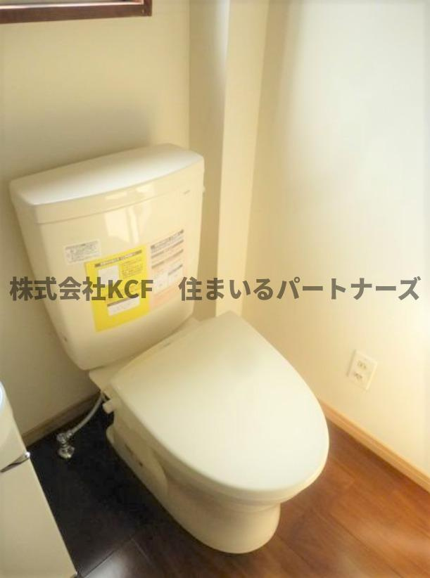 ハウスワン セルフのトイレ|ゆったりとした空間のトイレです
