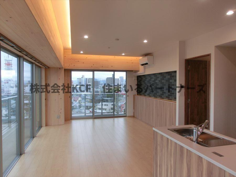 くるめくらす花畑の居間・リビング|ゆったりとした居間です