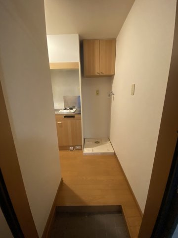 カレッタ天神南の玄関