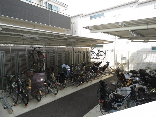 パレステージ本川越の駐輪場