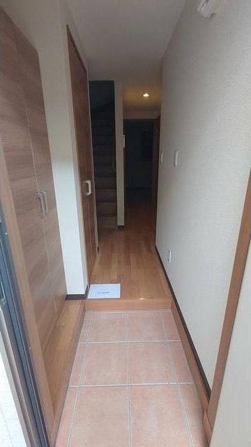 ミュウ弐番館の玄関