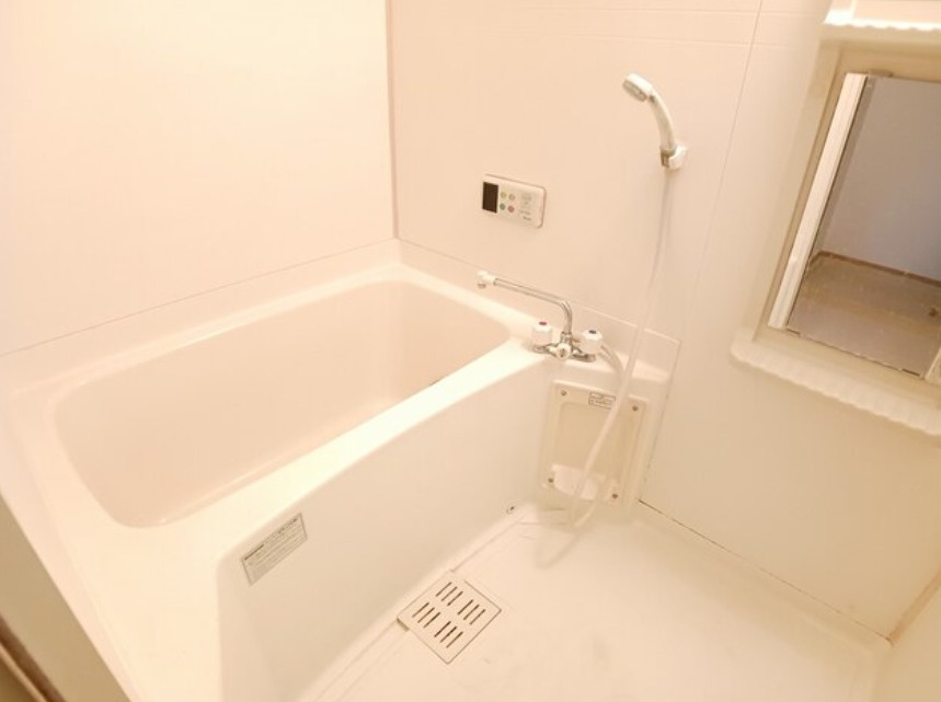 インプレスの浴室