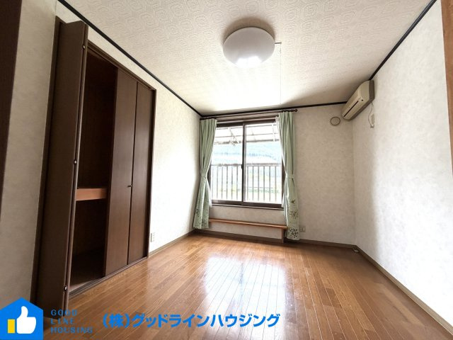 多可町加美区豊部戸建の洋室|洋室（中）陽当り良好、バルコニー出入り可