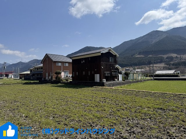 多可町加美区豊部戸建の外観|田畑・山々を望む眺望