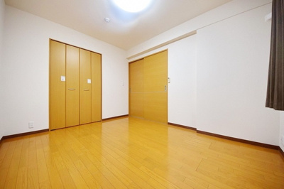 【洋室】 | エクセレンテ